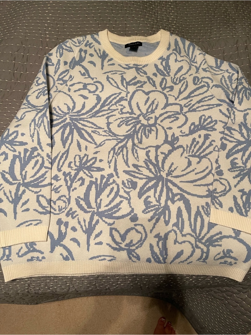 Tahari Blue & White Floral Knit Sweater - Women’s